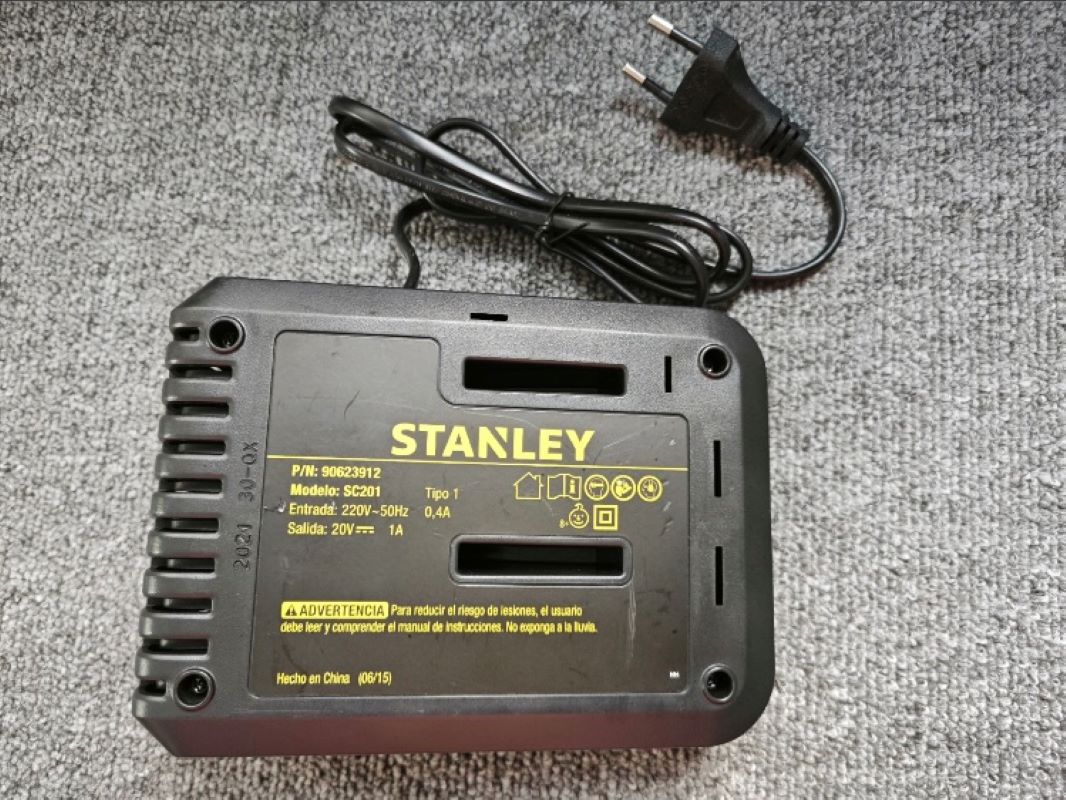 20V 1A Battery Charger for STA - Power Tools Stanley 评论和价格